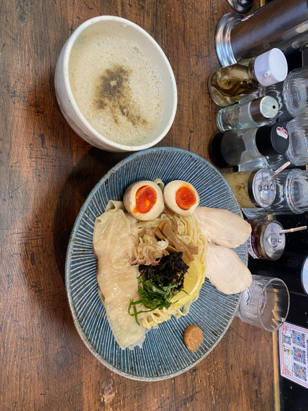 「特製梅昆布水泡煮干しつけ麺」@青森煮干鉢銀の写真