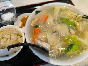 「ランチ 五目タンメン(セット)(半チャーハン・塩)(880)」@龍香園の写真