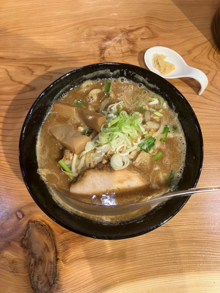 「濃厚焼味噌ラーメン 1200円」@味噌Ramen Factory ReNgeの写真
