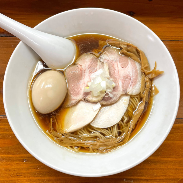 「【限定】特製 鶏と煮干しの中華そば」@無化調煮干しらぁ麺 誠実の写真