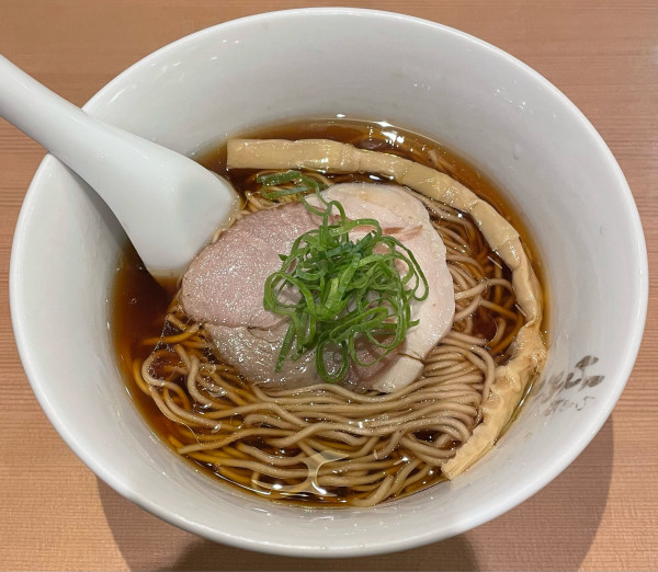 「ラーメン」@らぁ麺 はやし田 武蔵小杉店の写真
