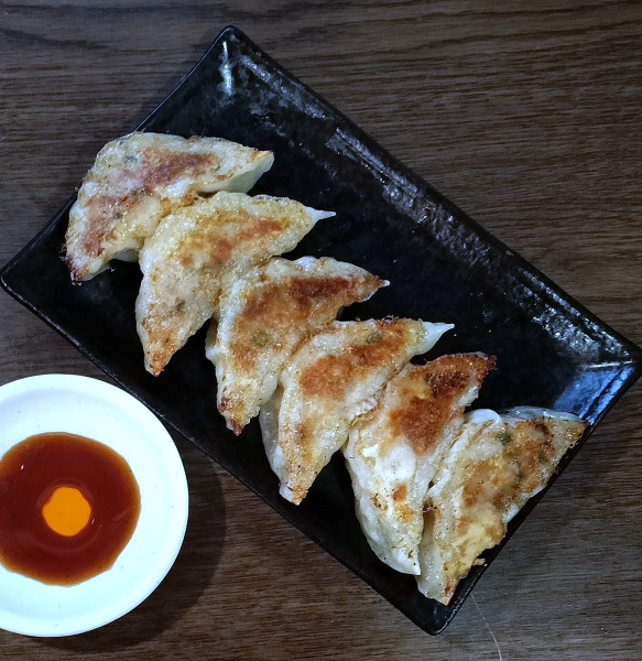 「餃子(並) 450円」@麺屋 極豚の写真