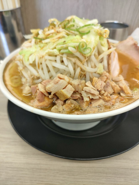 「野菜ラーメン」@王道家直伝 との丸家 越谷店の写真