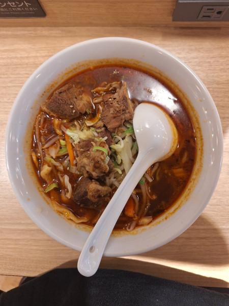 「香辣牛バラ麺　刀削麺」@C-MEN-HAN. マルイ溝口店の写真