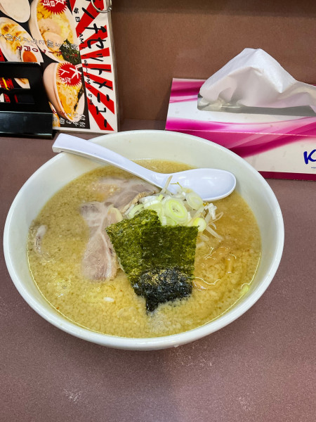 「ハッスル味噌　半麺」@ハッスルラーメンホンマ 錦糸町店の写真