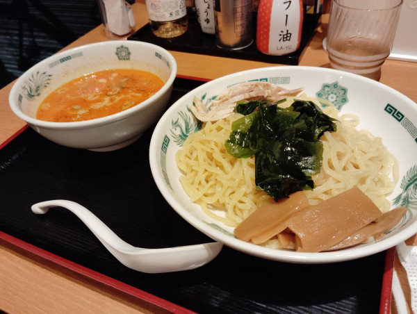 「ピリ辛豚骨つけ麺」@日高屋 土浦西口店の写真
