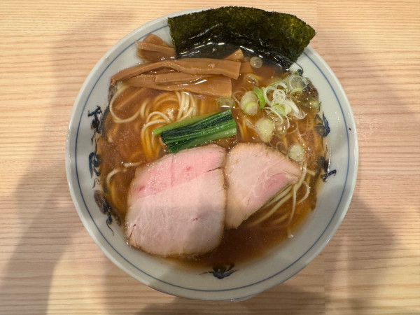 「醤油ラーメン」@らーめん3000の写真