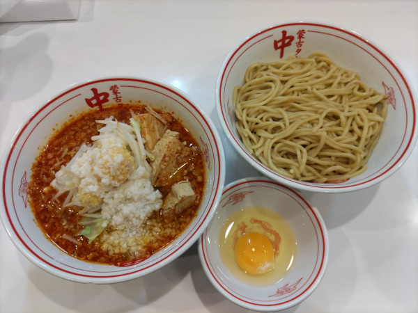 「辰郎(熱盛)・大盛+生卵」@蒙古タンメン 中本 柏店の写真