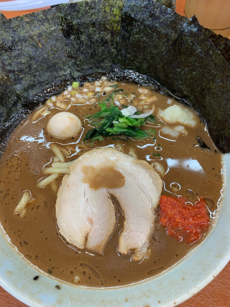 「ラーメン　黒胡椒味噌味　860円」@魂心家 福山駅家店の写真