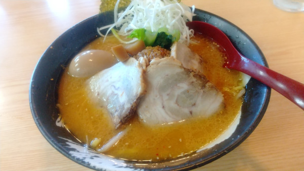 「贅沢味噌ラーメン」@らーめん輝の写真