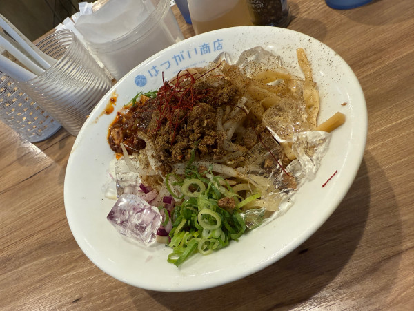 「【限定】冷やし担々まぜそば」@はつがい商店の写真