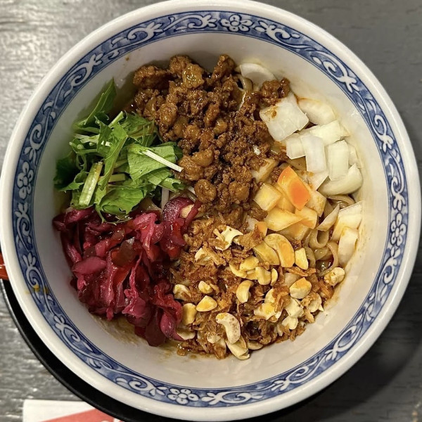 「担担麺 不辣」@ENISHI 大阪本店の写真