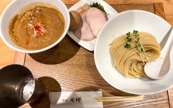 「赤つけ麺」@麺屋 周郷 神田店の写真