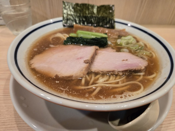 「醤油らーめん」@らーめん3000の写真