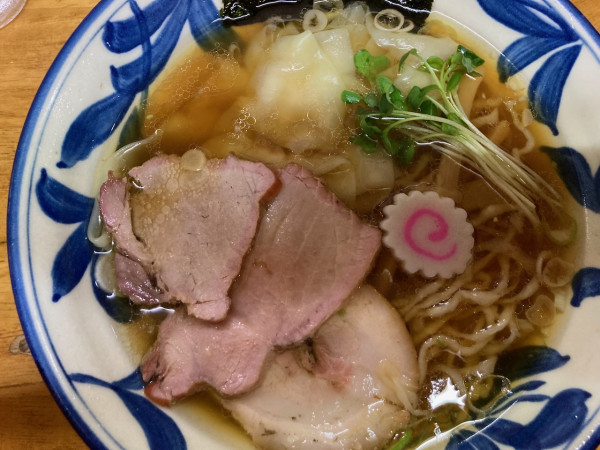 「ワンタン麺」@中華そば屋 佐藤の写真