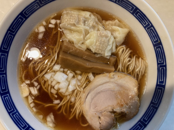 「ワンタンそば」@麺屋 金花土の写真