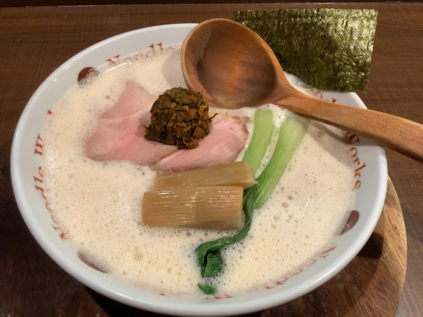 「泡らぅ麺　890円」@Noodle Works -BALI- 藤沢店の写真