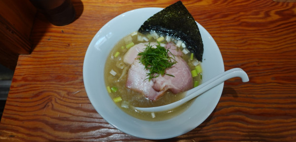 「手揉み中華そば・塩（1,150円）」@麺や晴心の写真