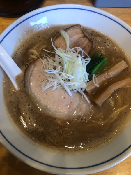 「濃厚中華そば」@麺や たけ田の写真