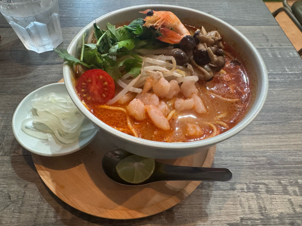 「エビ香る！旨辛トムヤムラーメン」@赤羽タイ衆酒場 トムヤミーの写真