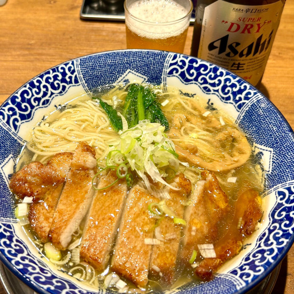 「パーコー麺（塩に変更）＋ビール中瓶」@ハマカゼ拉麺店の写真