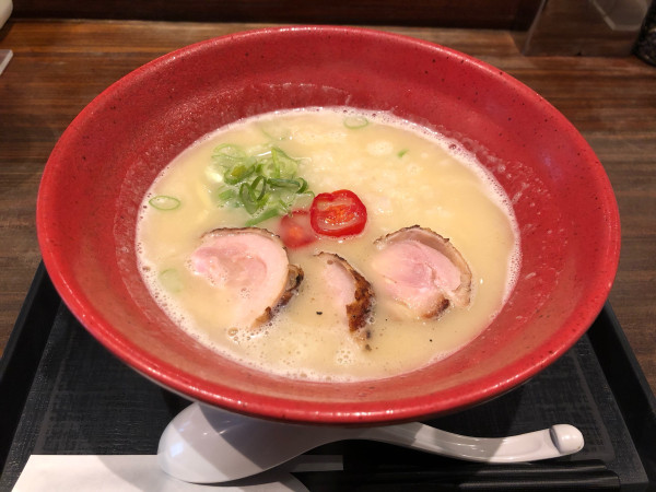 「鶏煮干しらぁめん塩」@麺や いま村の写真