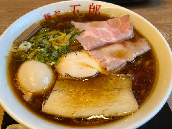 「黒五郎そば（大盛）」@麺や 五郎の写真