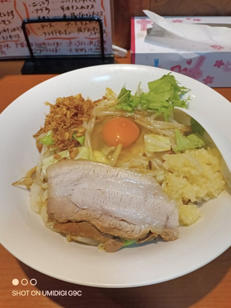 「ロクスイまぜそば」@鹿粋軒の写真