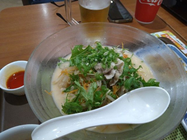 「豚しゃぶ冷やしちゃんぽん」@長崎ちゃんぽん リンガーハット イオンモール久御山店の写真