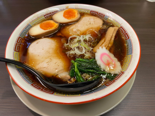 「元祖郡山ブラック、煮玉子(1050円)」@ますや本店 駅前店の写真