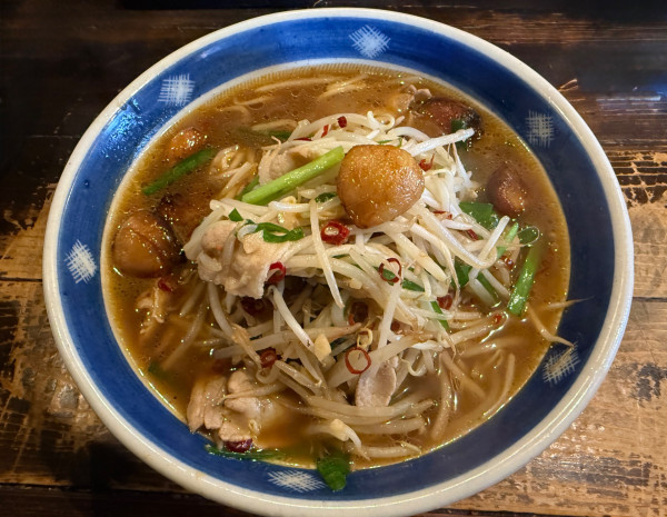 「醤油ベトコンラーメン1180円＋」@麺屋 らあいちの写真