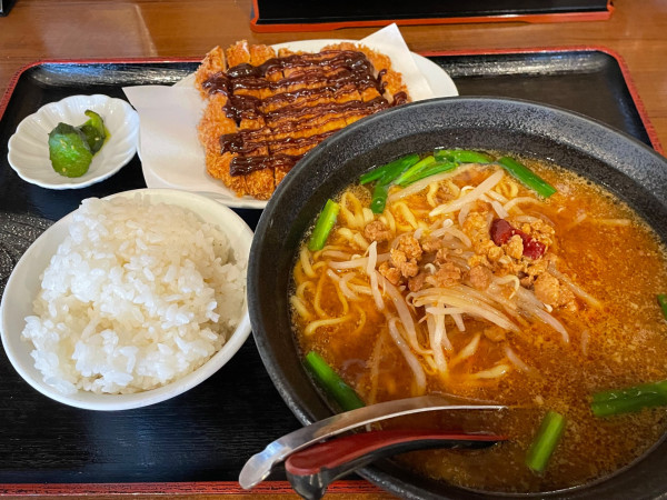 「鶏カツセット　￥８５０」@麒麟食堂の写真