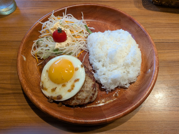 「エッグバーグディッシュ1,010円」@びっくりドンキー 大和福田店の写真