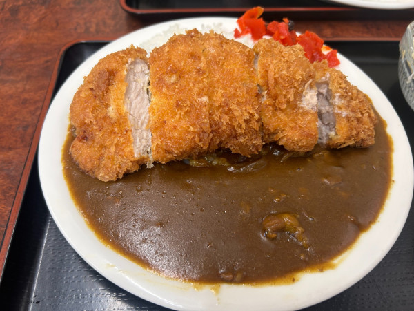 「ローズポークカツカレー　1,980円」@いこいの写真