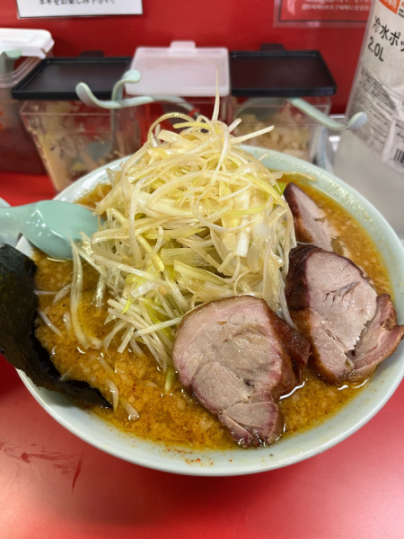 「味噌ラーメン　ネギチャーシュー麺変更」@ラーメンショップ◯化 いちろく村上店の写真