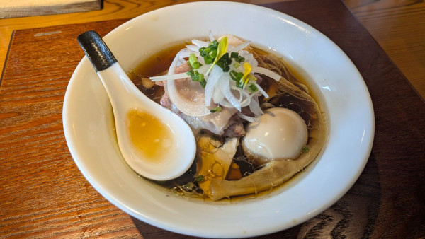 「佐波理ブラック＋味玉」@佐波理の写真