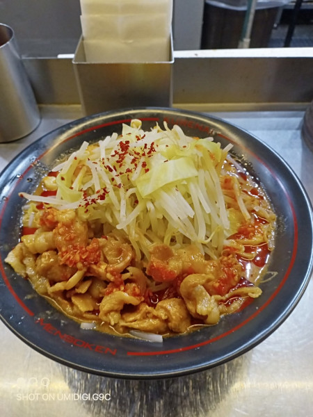 「紅ラーメン」@麺創研 紅 国分寺の写真