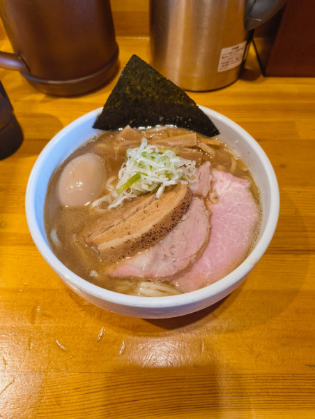「特製ラーメン　大盛　1300円」@つけ麺 燕武の写真