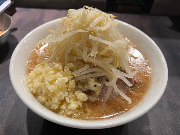 「ラーメン少なめ」@Hi-Fat Noodle BUTCHER’Sの写真