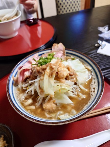 「ニボ二郎」@あら炊き中華そば わたる 幸町店の写真