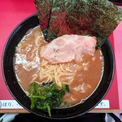 醤油ラーメン￥900＋ライスサービス