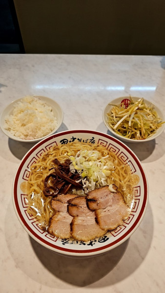 「冷かけ中華そば大盛り＋🍚＋追加ねぎ」@中華そば専門 田中そば店 大宮別所店の写真