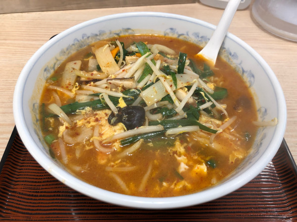 「旨辛菜麺」@ぎょうざの満洲 東長崎南口店の写真