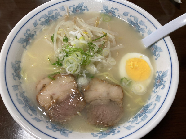 「らーめん」@八重岳食堂の写真