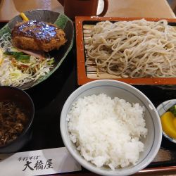 メンチカツもり蕎麦ライスセット 1100円
