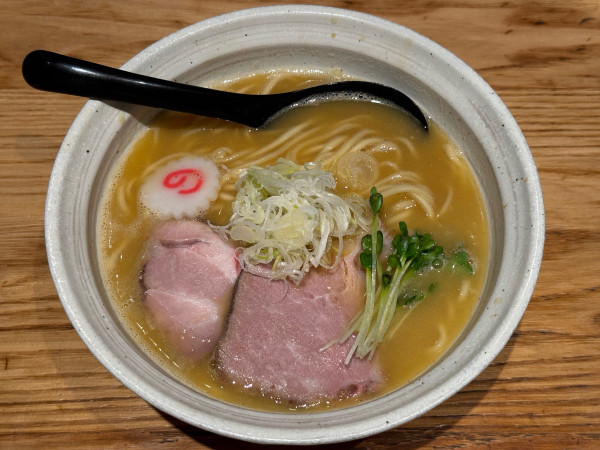 「鶏そば　1000円」@麺屋NOROMA 本店の写真