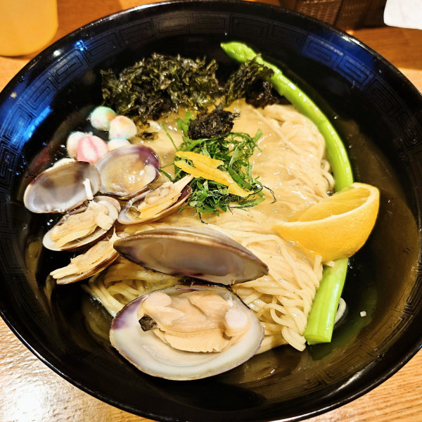 「鯵干貝出汁ジュレの塩和え麺＋追い飯」@廻麺鶏千 高田馬場店の写真