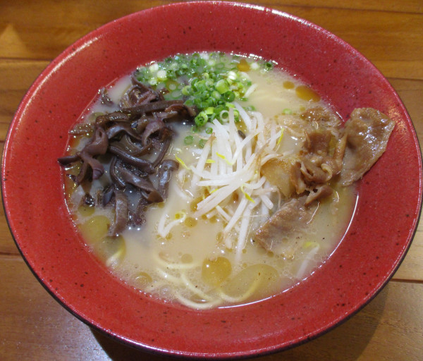 「黒豚豚骨らーめん　990円」@麺りあんby江戸屋の写真