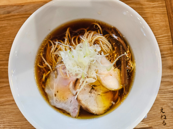 「生正油らぁ麺」@麺や えねるの写真