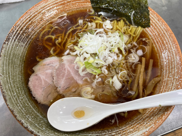 「覆麺ラーメン 醤油」@覆麺 智の写真